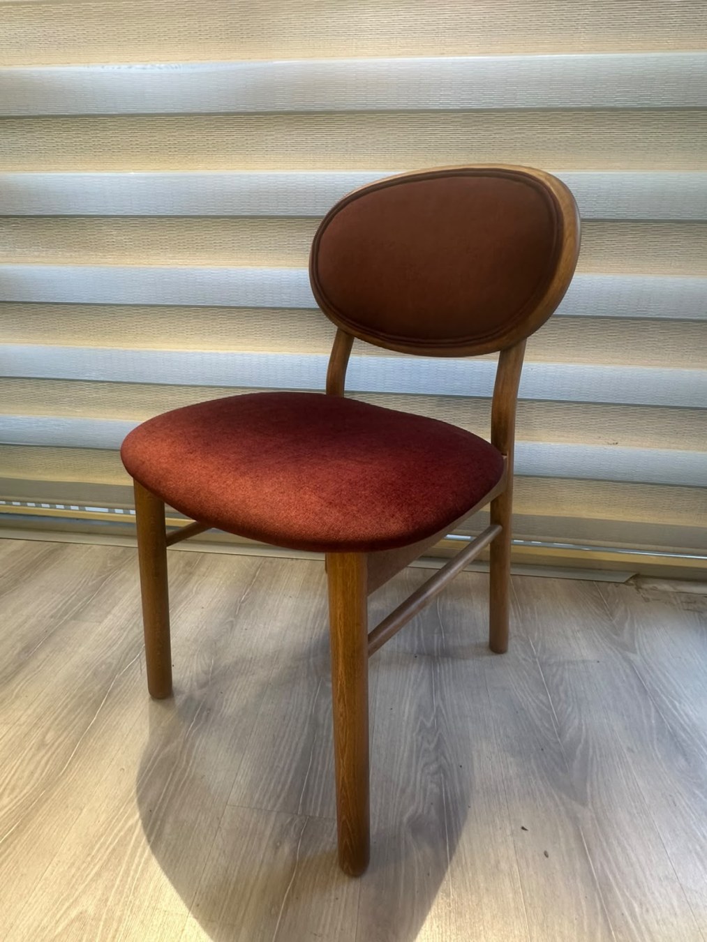 Oval Miami Sandalye