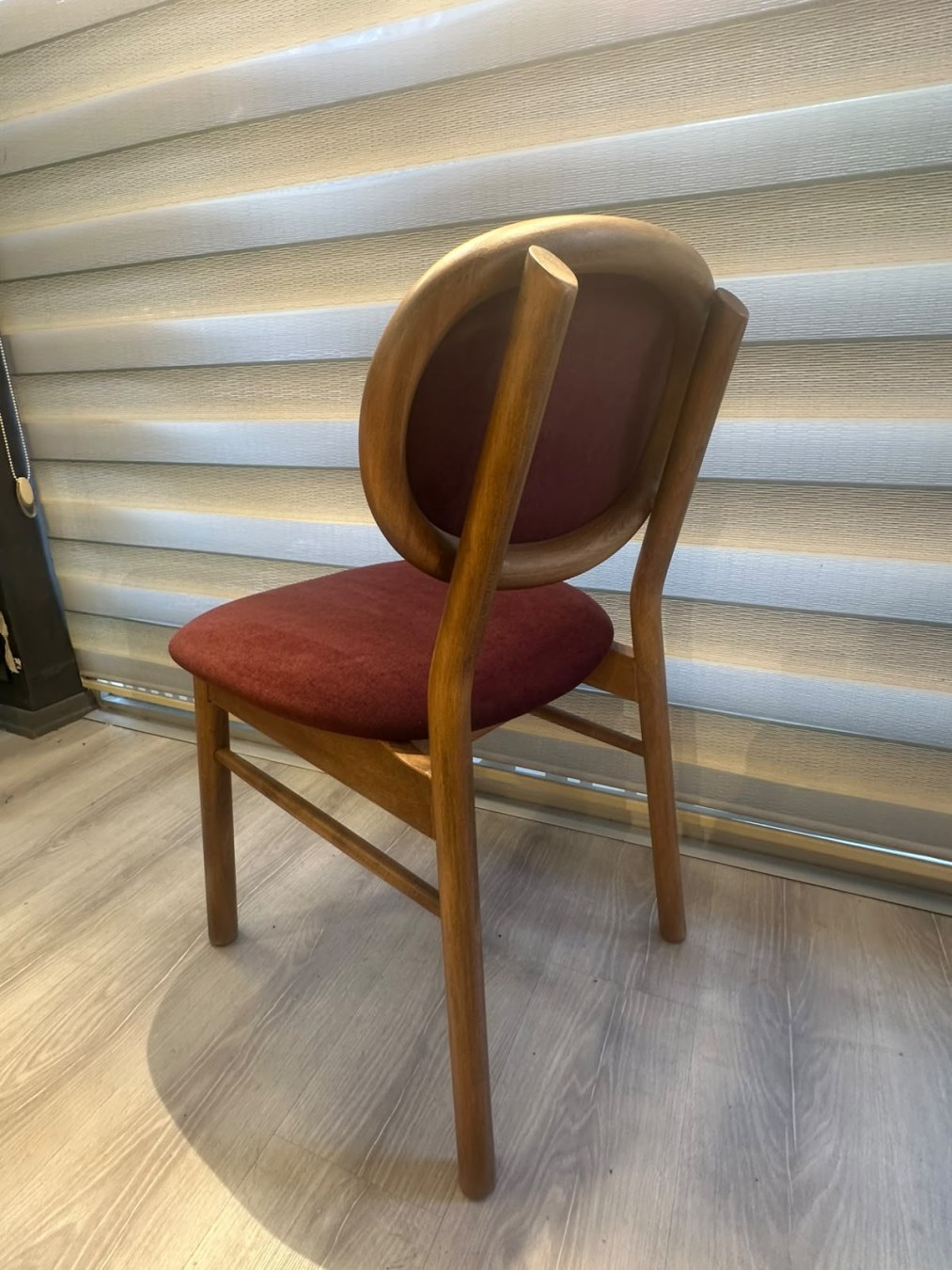 Oval Miami Sandalye - Ürün Görseli 2