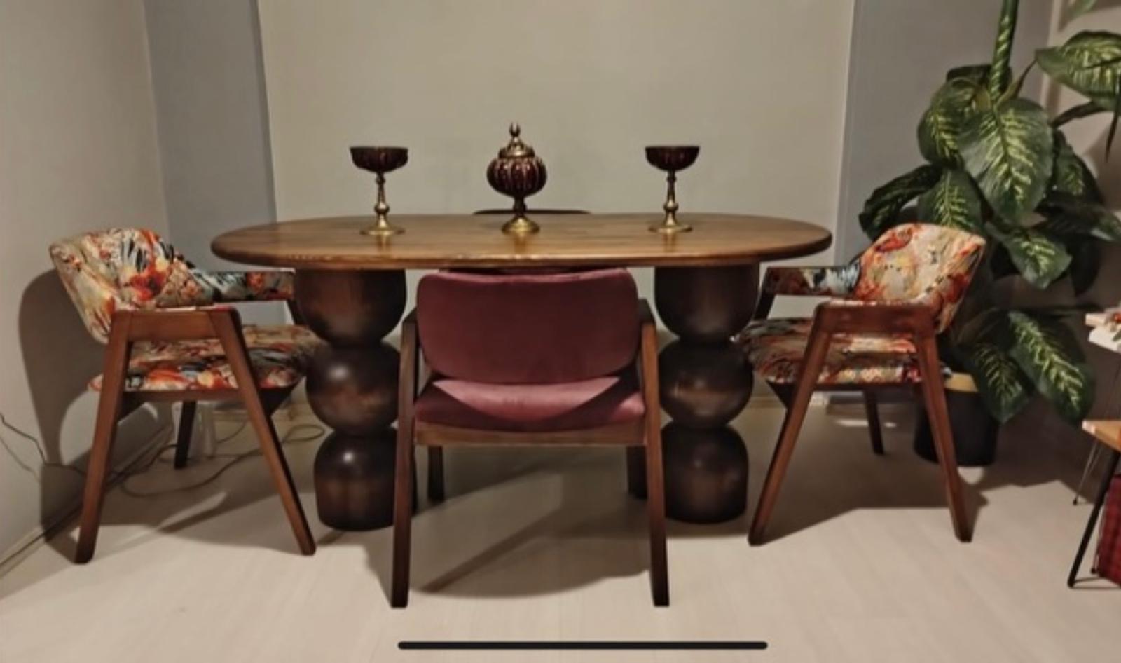 Floransa Oval Ahşap Masa & Bordo Deri Sandalye Takımı