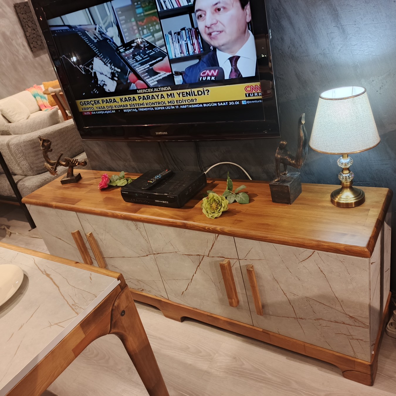 Torino Çıtalı & Aydınlatmalı TV Ünitesi
